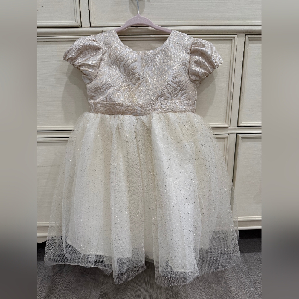 Elegant Cream and Gold Dress for Girls